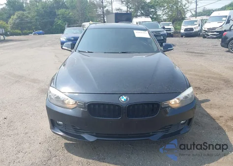 2013 BMW 328I xDrive z USA, uszkodzony, nr VIN WBA3B5G53DNS04643
